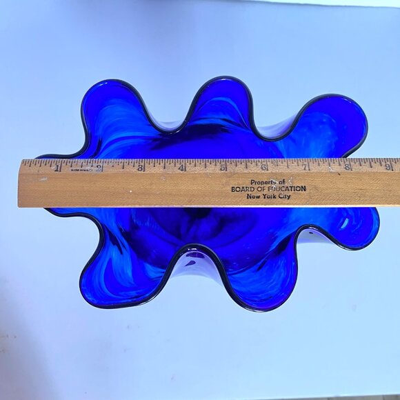 Mduca Cobalt Blue Art Glass Handkerchief Ruffle Edge Hand Blown Vase 10in Tall - Picture 10 of 12